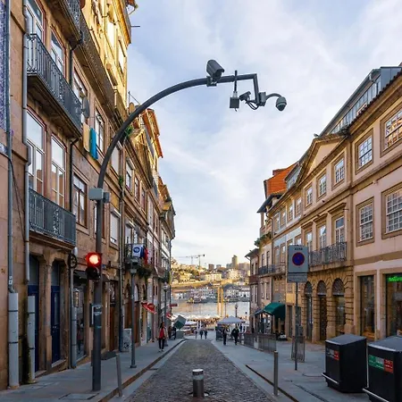 Stylish Loft With Balcony And Douro River View Lejlighed