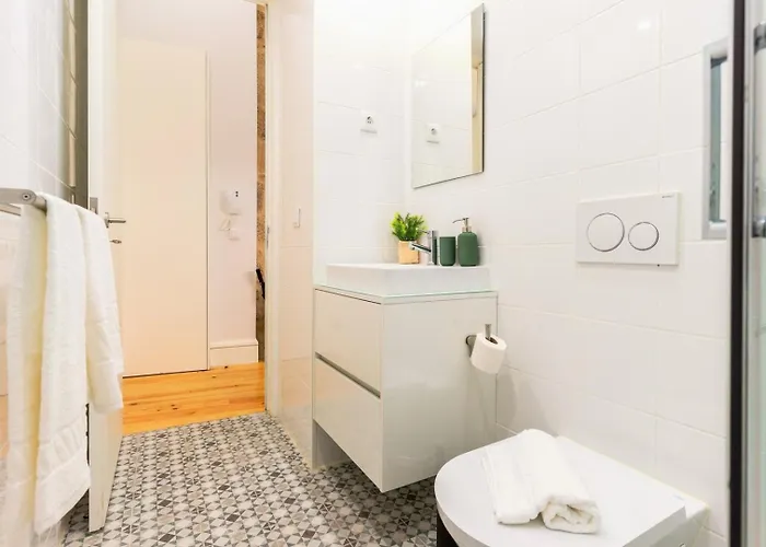 Stylish Loft With Balcony And Douro River View Lejlighed