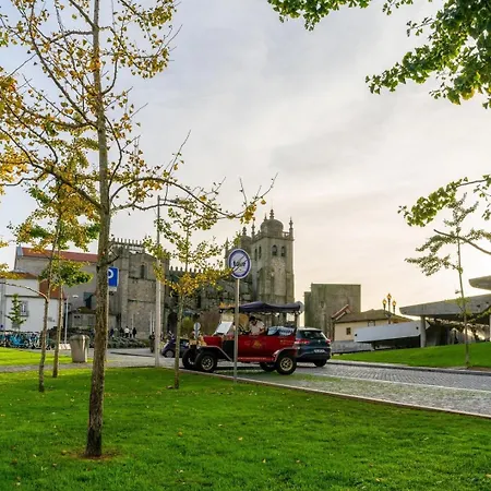 Stylish Loft With Balcony And Douro River View * Porto