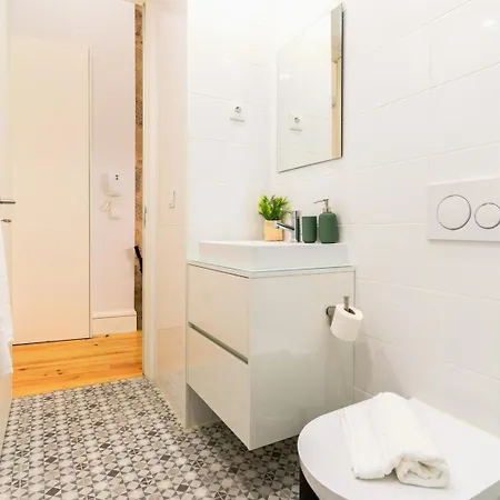 Stylish Loft With Balcony And Douro River View דירה