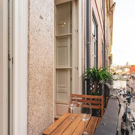Stylish Loft With Balcony And Douro River View Διαμέρισμα