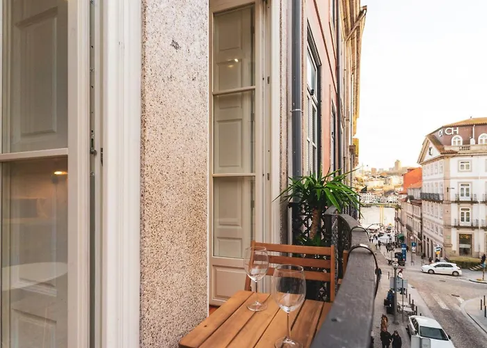 아파트 Stylish Loft With Balcony And Douro River View *